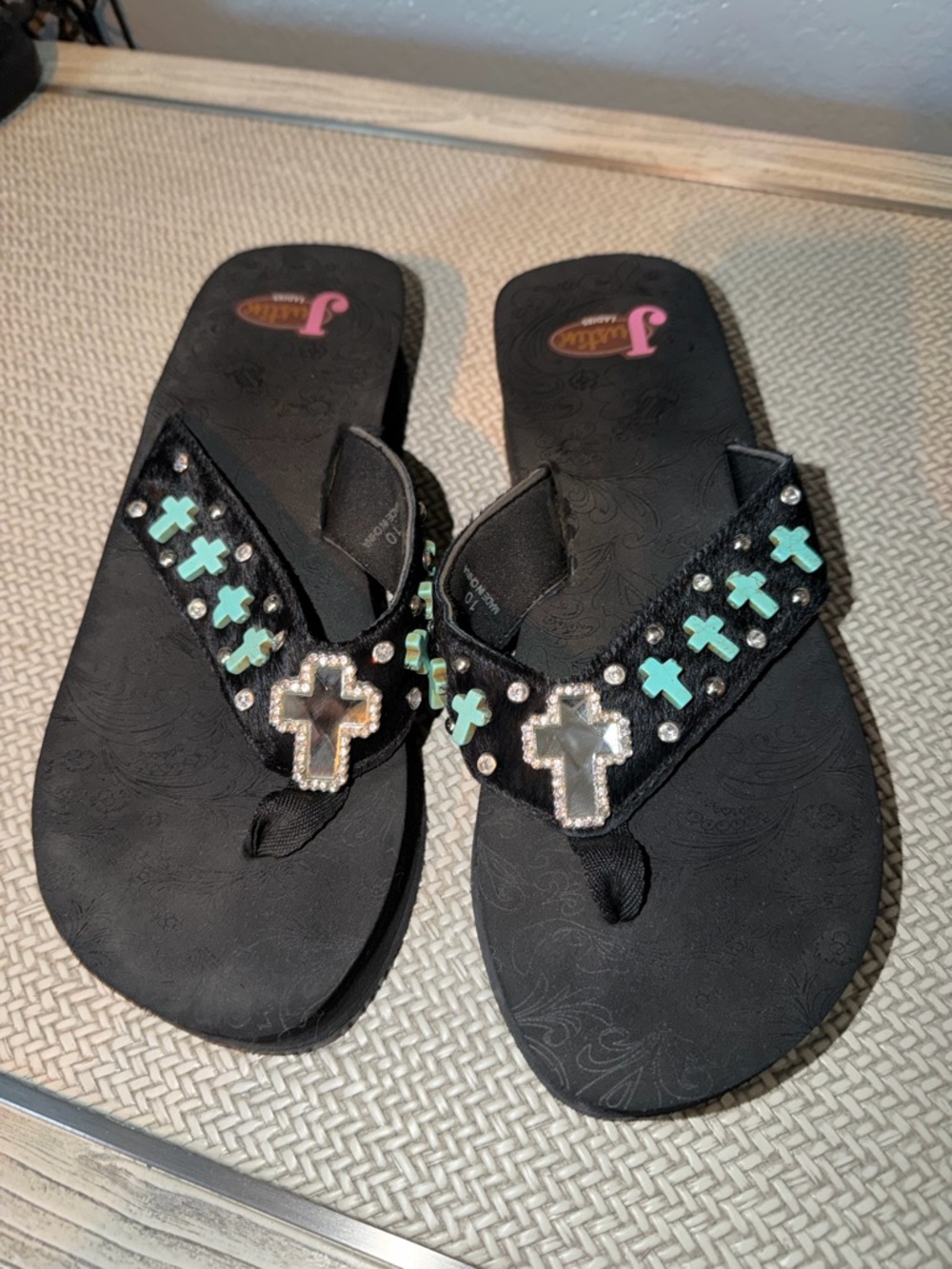 Justin Boots Black Flip Flop Sandals with Turquoise Cross Accents